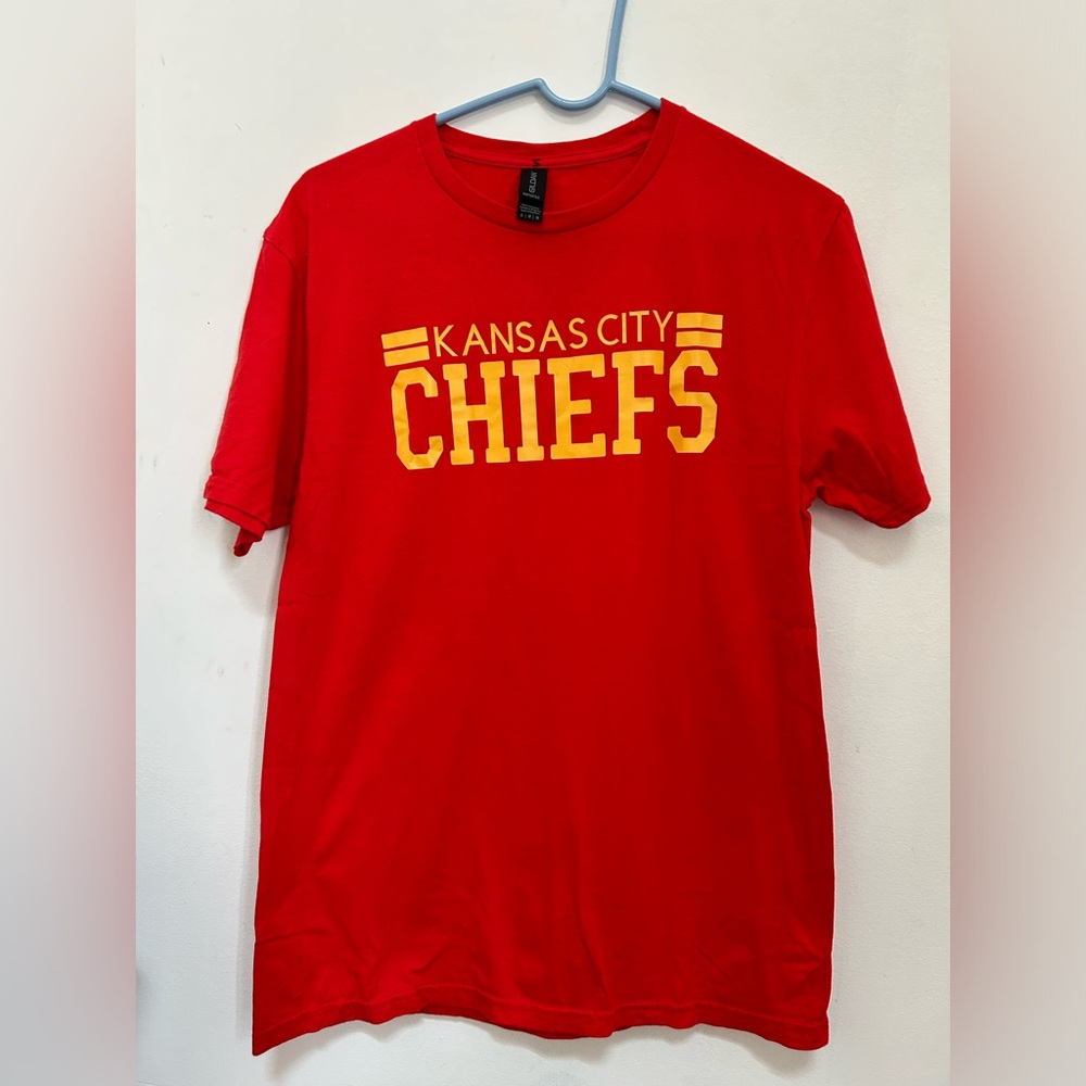 Kansas City Chiefs Graphic T-Shirt Size Medium